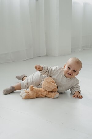 Habibi Plush warmteknuffel labrador 32 cm - geschikt voor oven en magnetron - caramel rosé