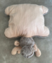 Knuffelkussen met handwarmer eland 44x40 cm - bruin